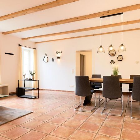 Stilvolle Gartenterrassenwohnung Mitten In Brégence Extérieur photo