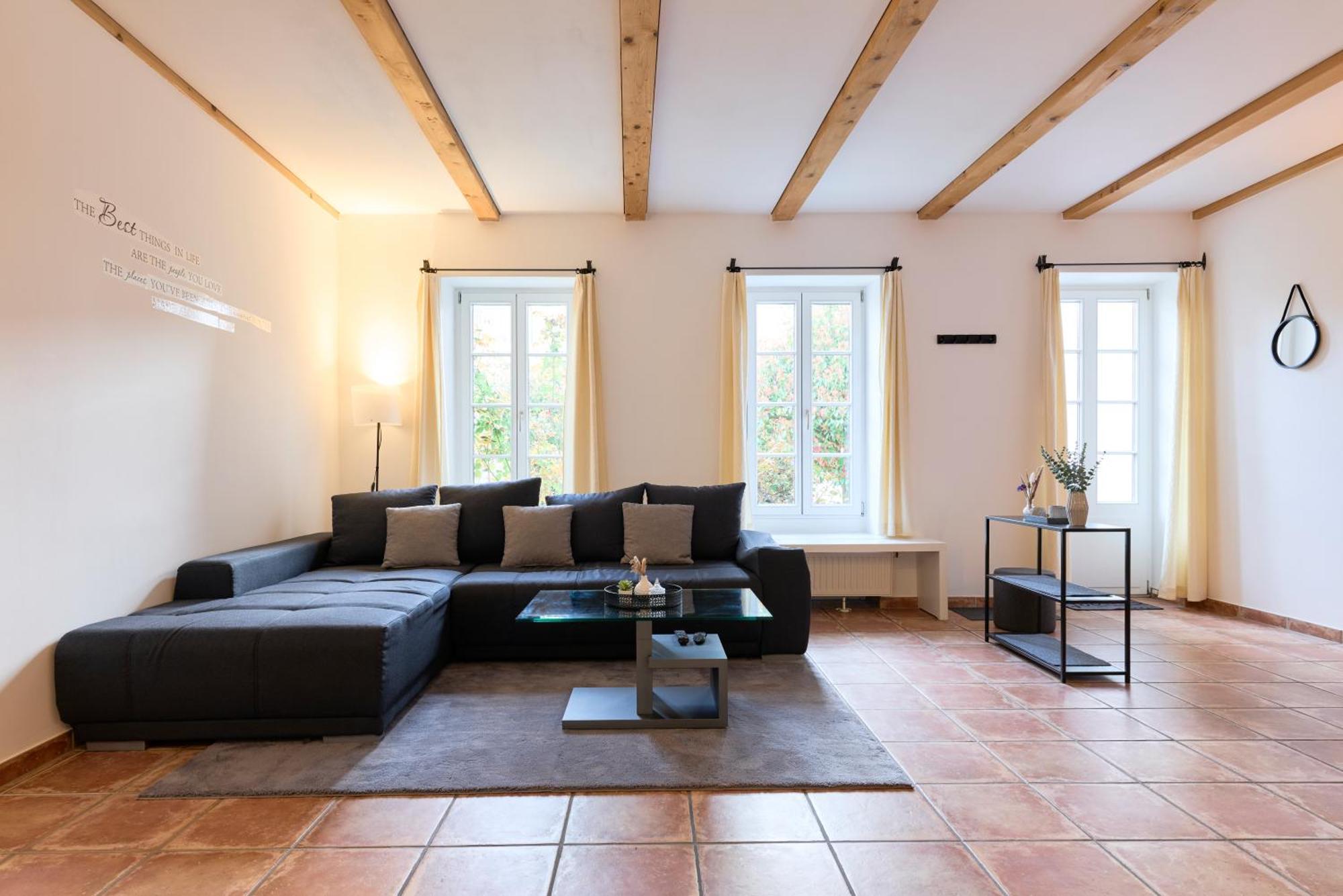 Stilvolle Gartenterrassenwohnung Mitten In Brégence Extérieur photo